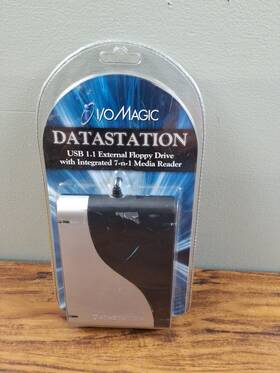 I/omagic 788069019033 I/o Magic Data Station 7 In 1 Media Reader Usb External Floppy Drive