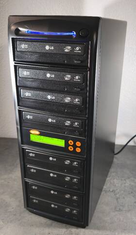 Systor 8cddvd250gb 8 Cd/dvd Duplicator With Lightscribe And Internal Storage
